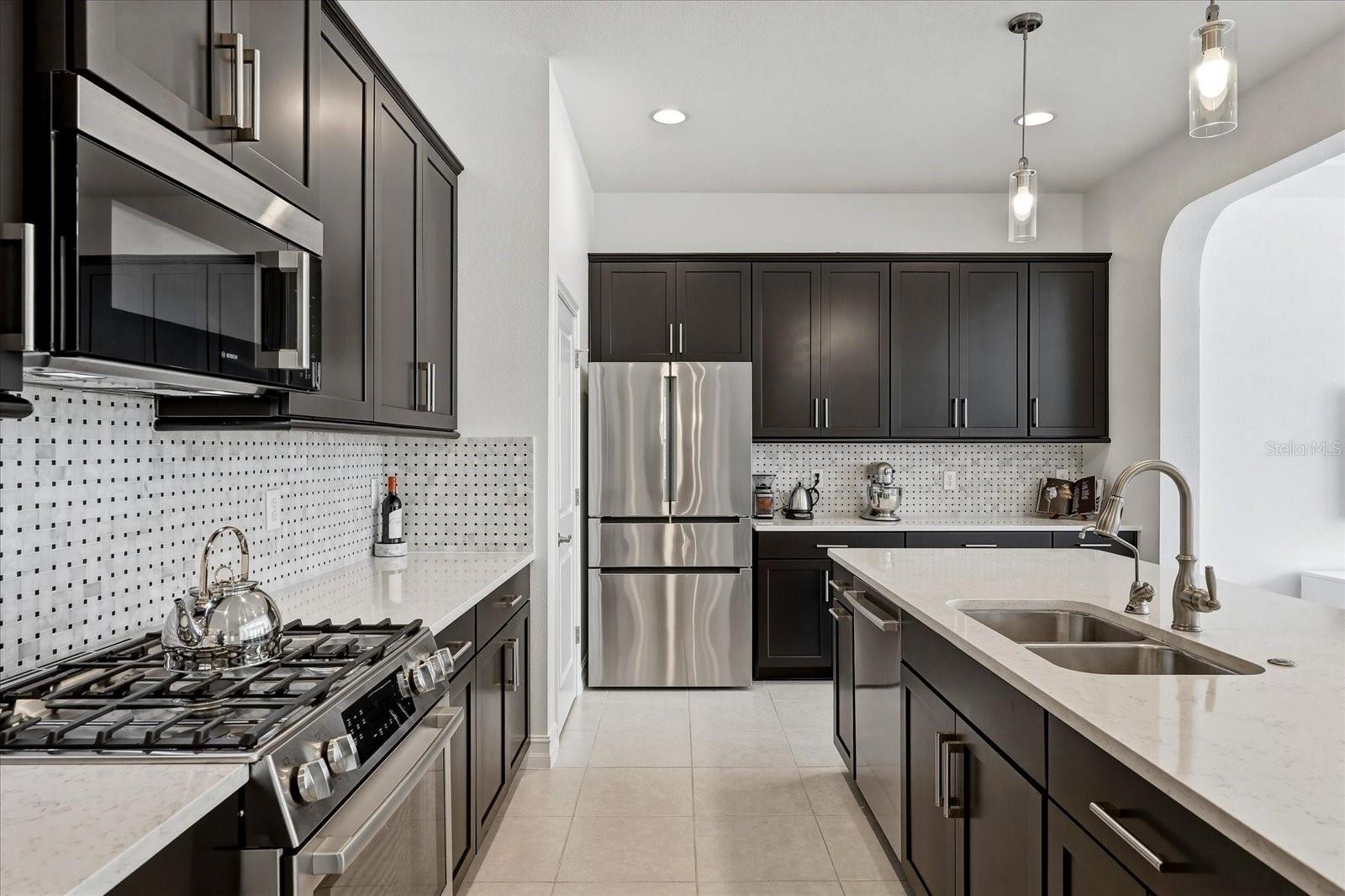 Image 18 of 80 For 12022 Medley Terrace