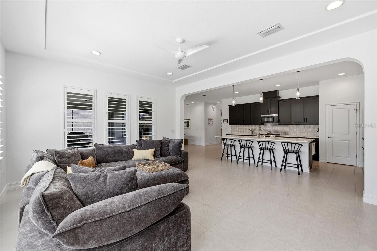 Image 20 of 80 For 12022 Medley Terrace