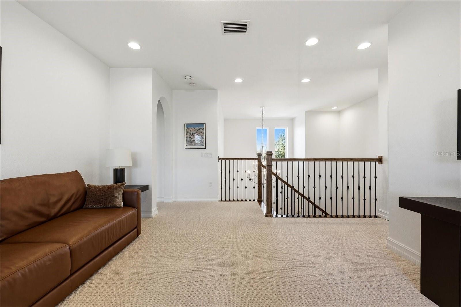 Image 31 of 80 For 12022 Medley Terrace