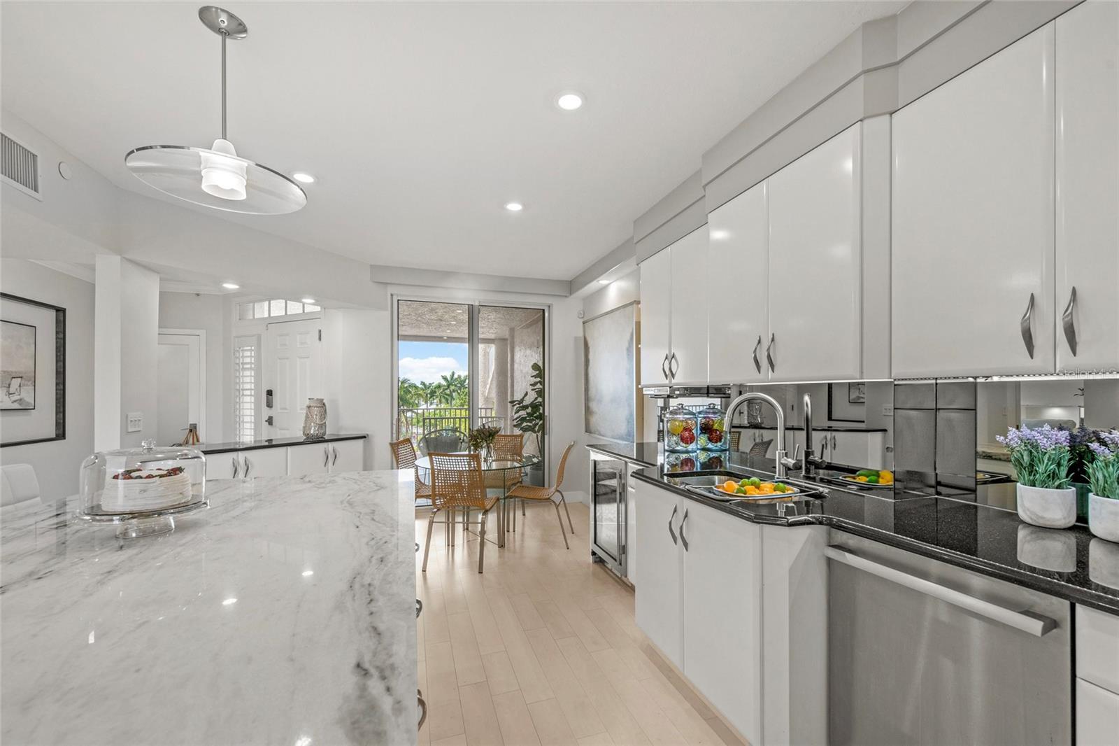 Image 13 of 47 For 1280 Dolphin Bay Way 402