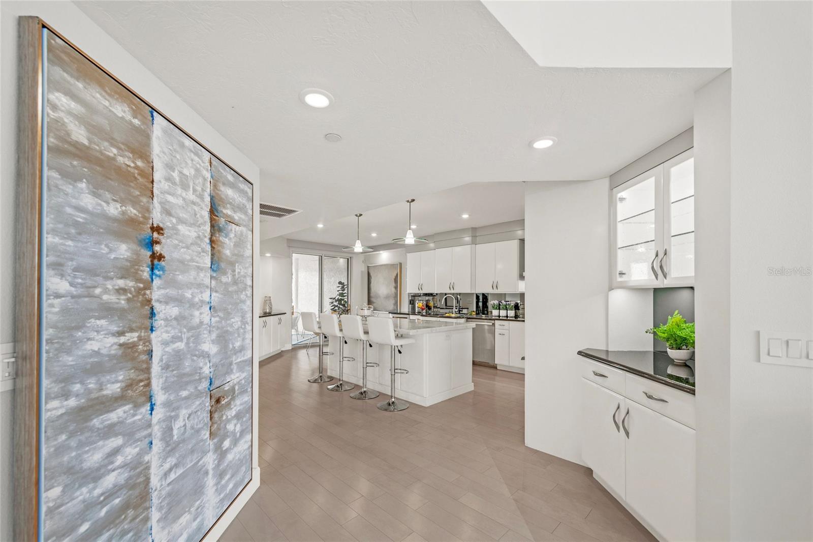 Image 17 of 47 For 1280 Dolphin Bay Way 402