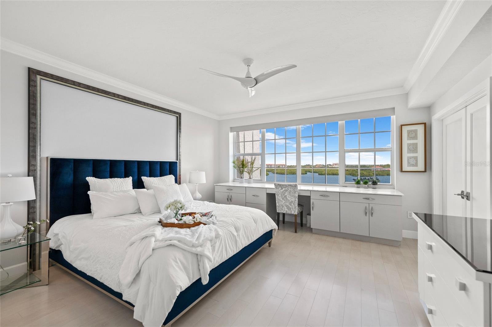 Image 24 of 47 For 1280 Dolphin Bay Way 402