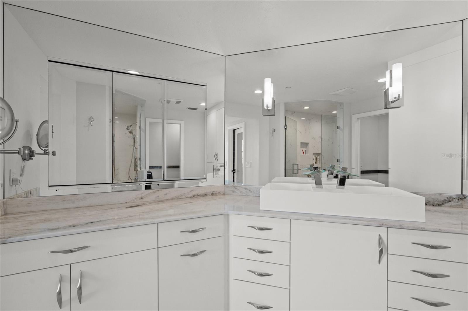 Image 26 of 47 For 1280 Dolphin Bay Way 402