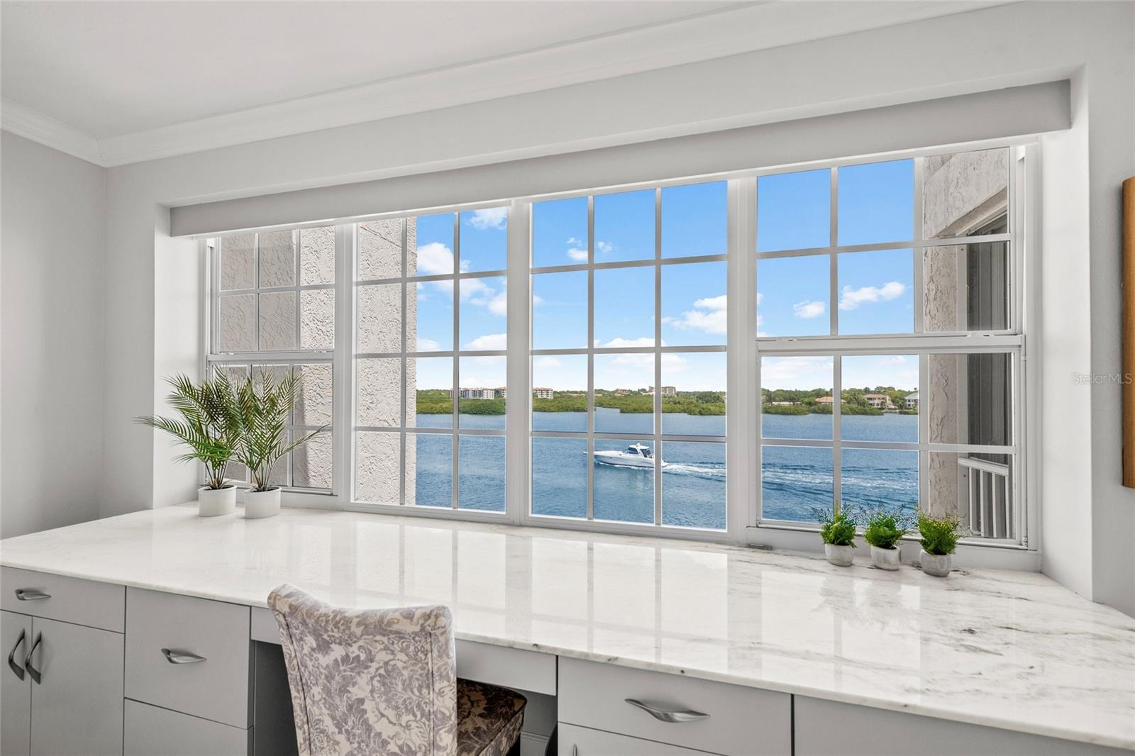 Image 5 of 47 For 1280 Dolphin Bay Way 402