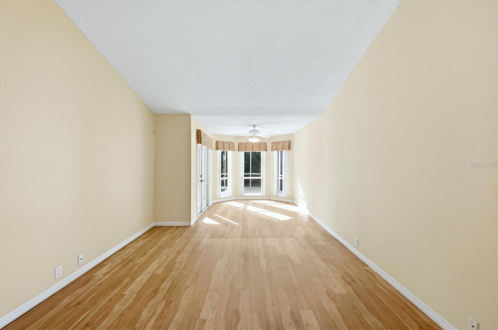 Image 17 of 41 For 1041 Beckley Circle