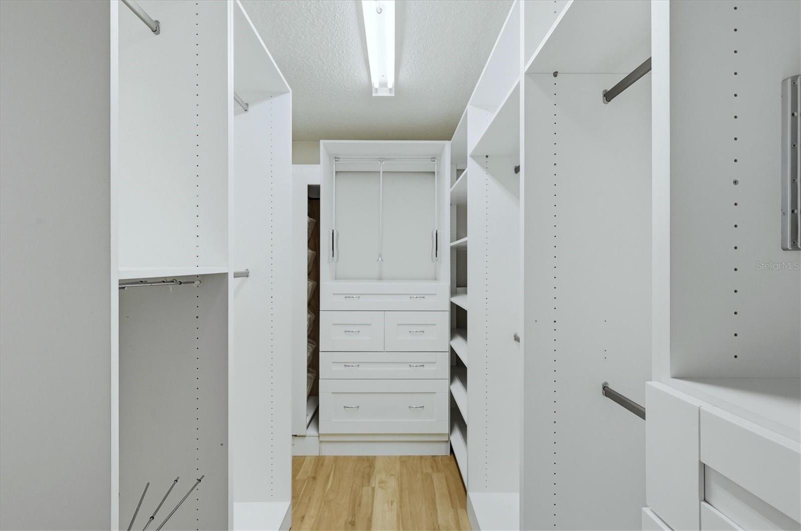 Image 21 of 41 For 1041 Beckley Circle