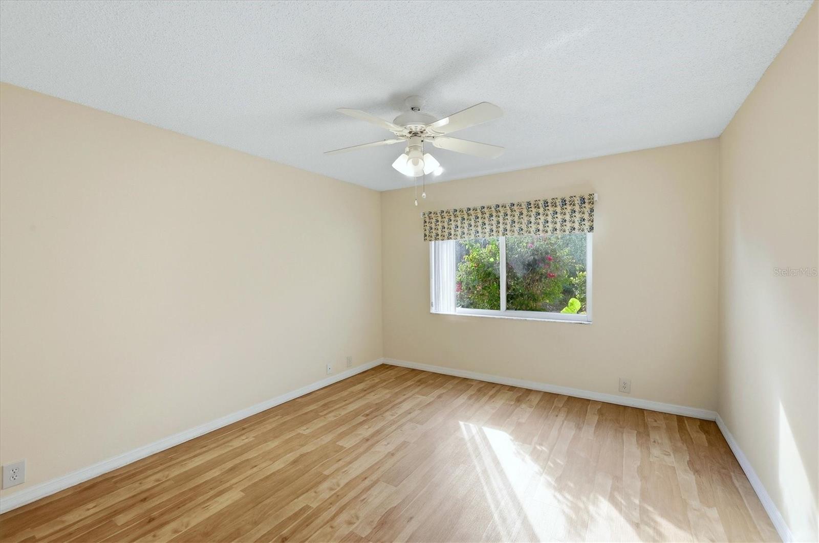 Image 22 of 41 For 1041 Beckley Circle