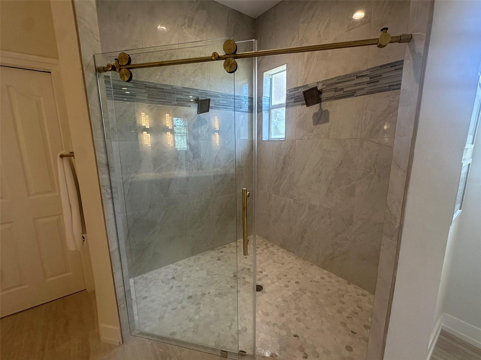 Image 21 of 28 For 608 Bittner Boulevard