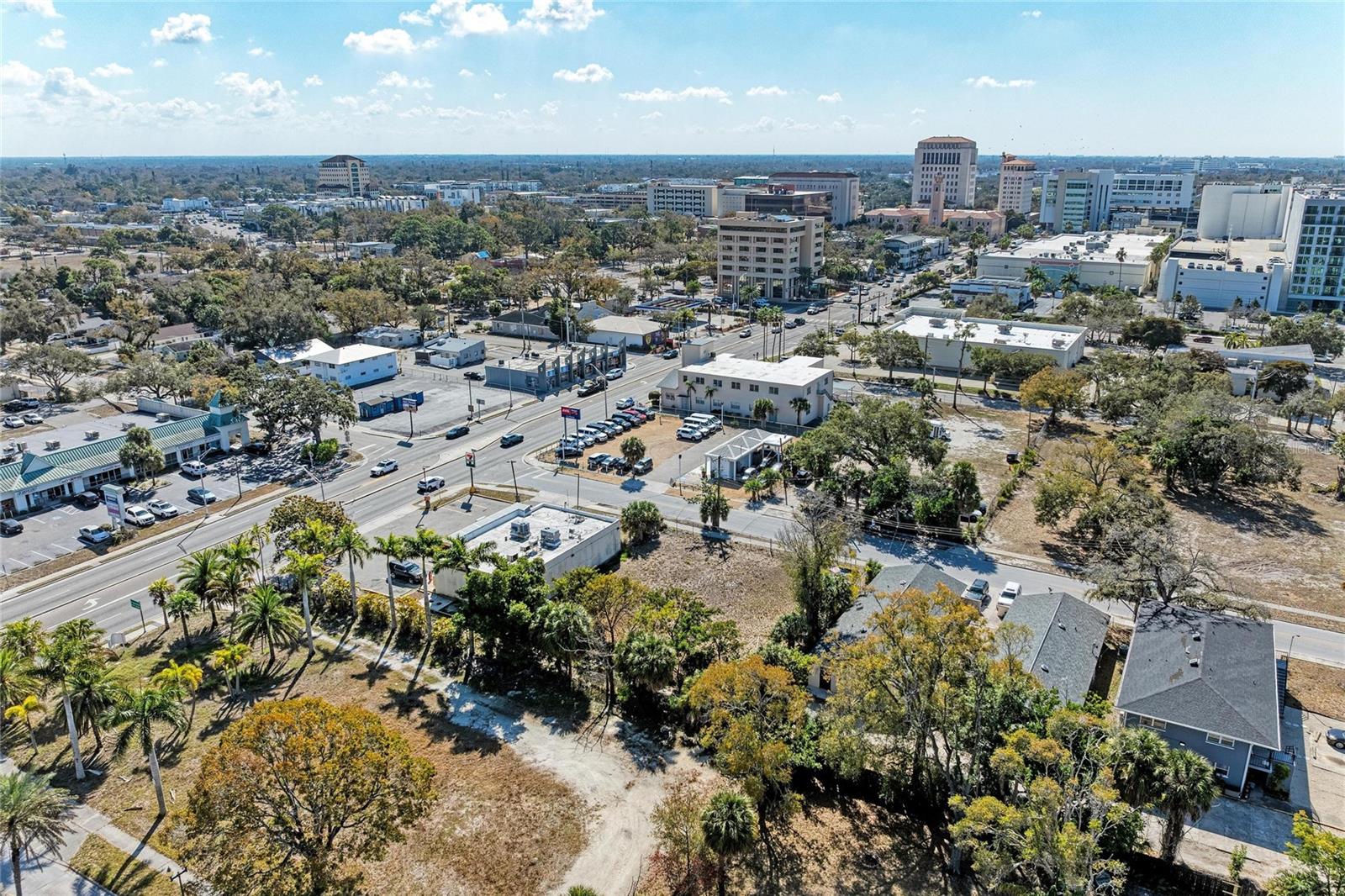 Image 18 of 25 For 1923 5th Street