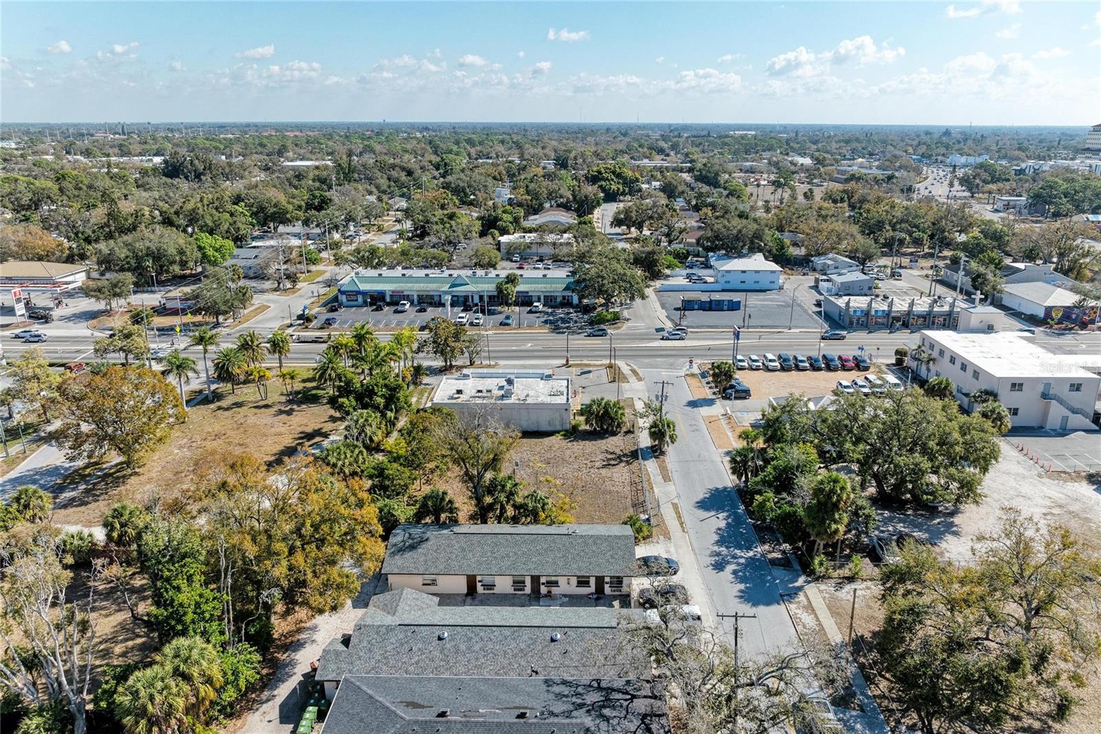 Image 20 of 25 For 1923 5th Street