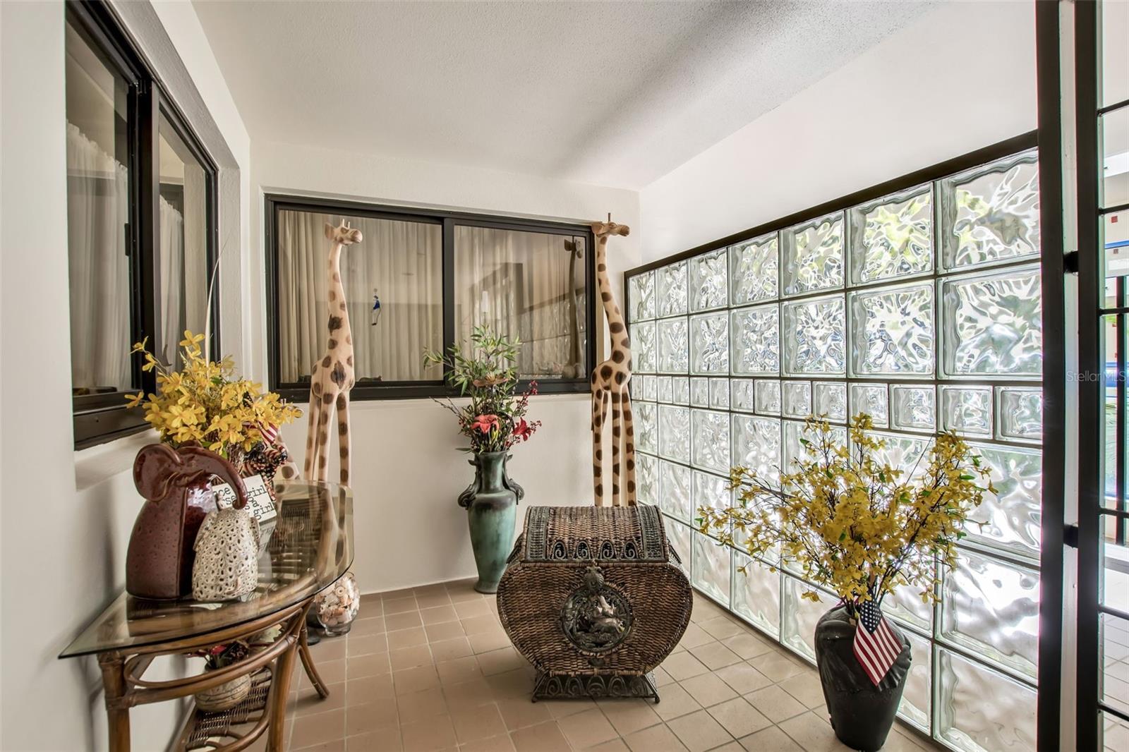 Image 10 of 69 For 2110 Harbourside Drive 523