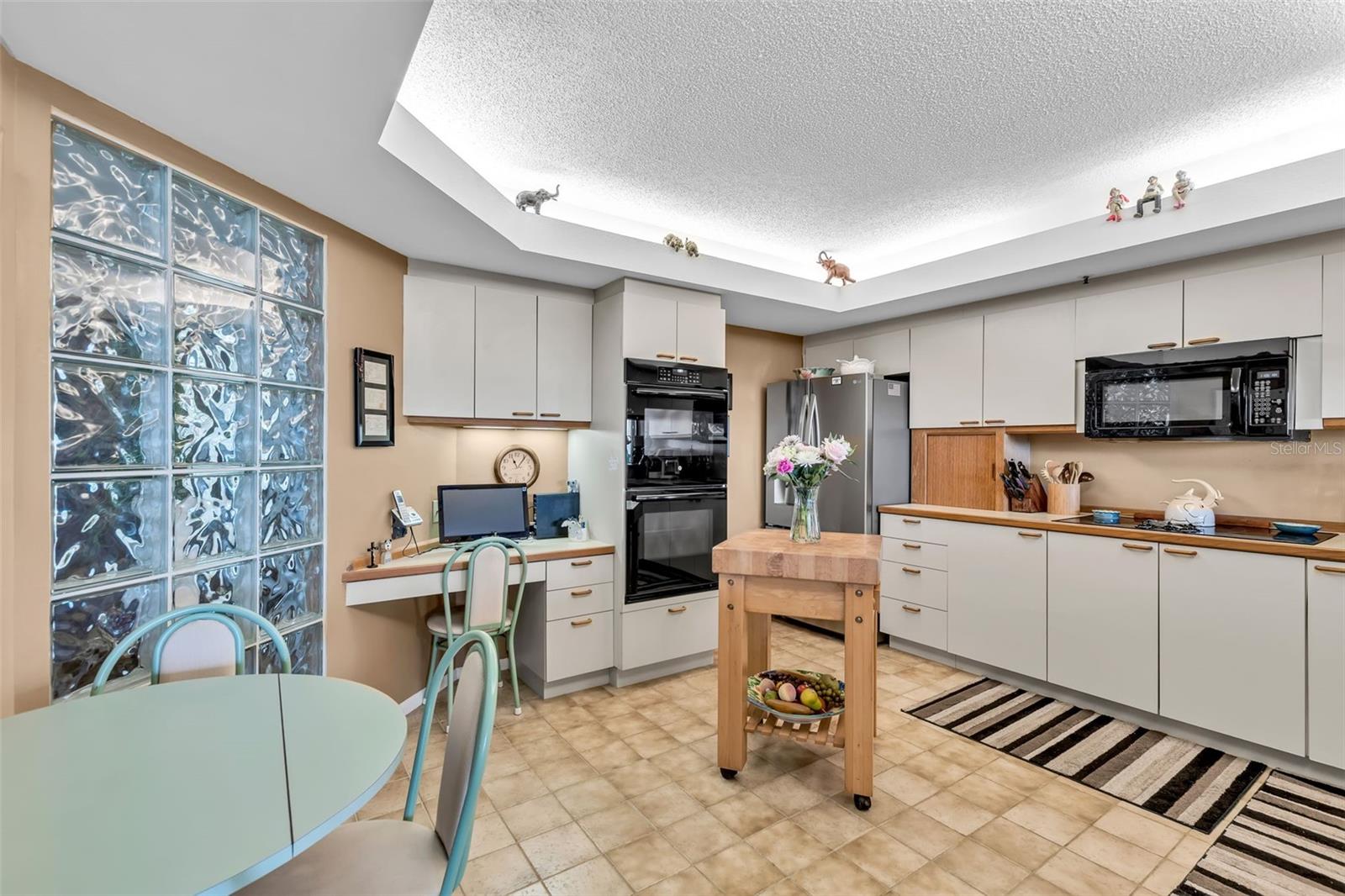 Image 16 of 69 For 2110 Harbourside Drive 523