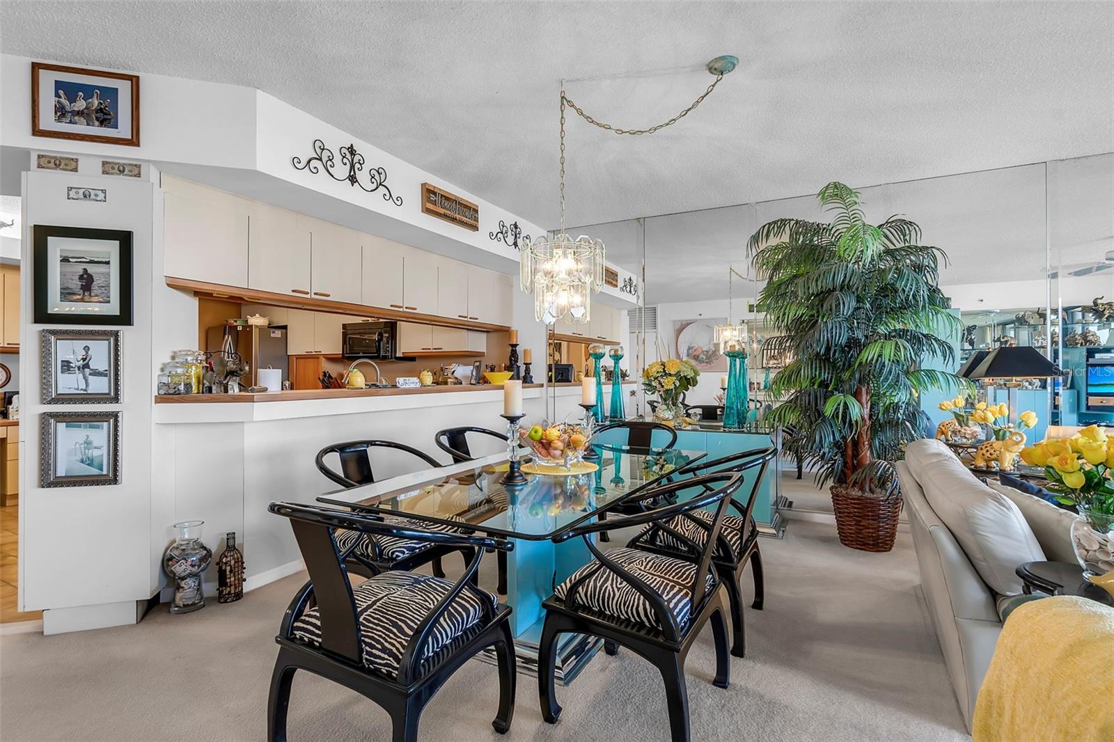 Image 18 of 69 For 2110 Harbourside Drive 523