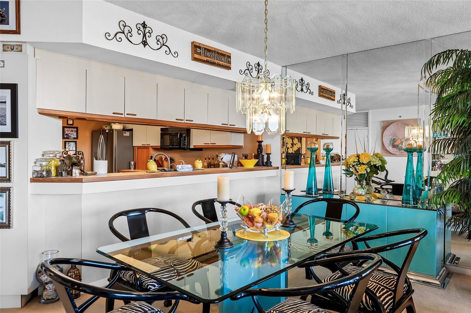 Image 22 of 69 For 2110 Harbourside Drive 523