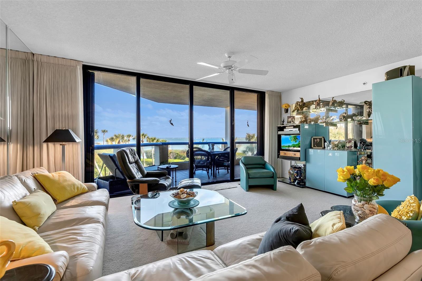 Image 25 of 69 For 2110 Harbourside Drive 523