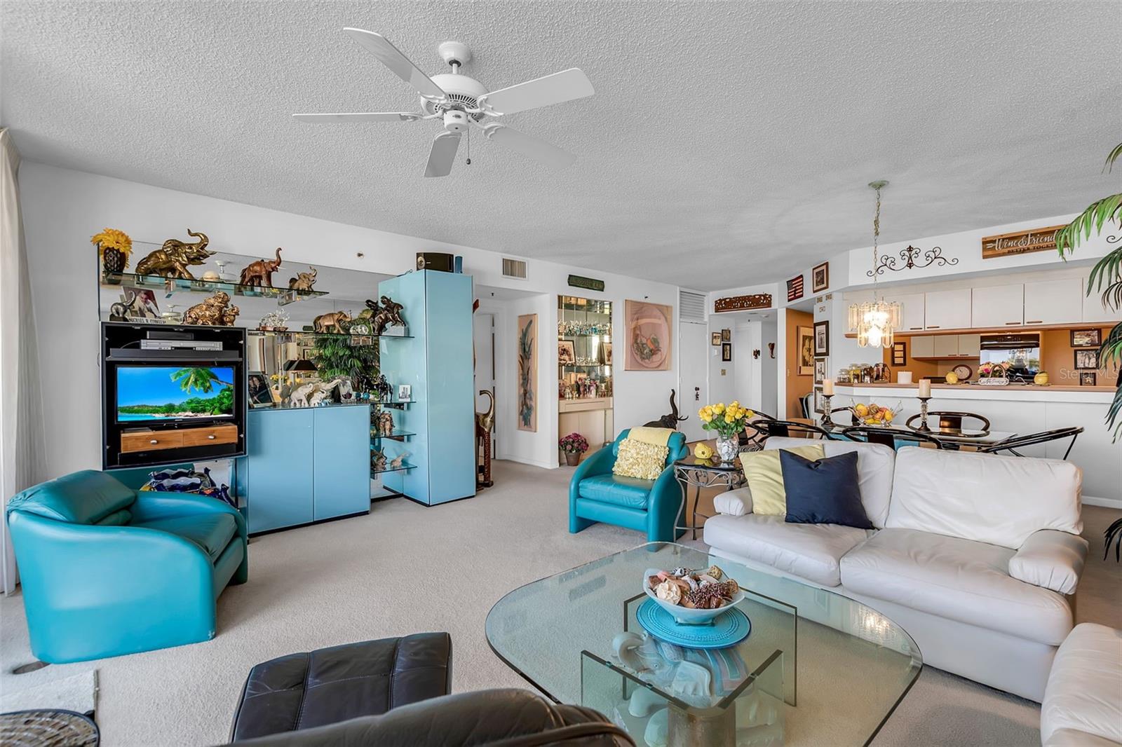 Image 28 of 69 For 2110 Harbourside Drive 523