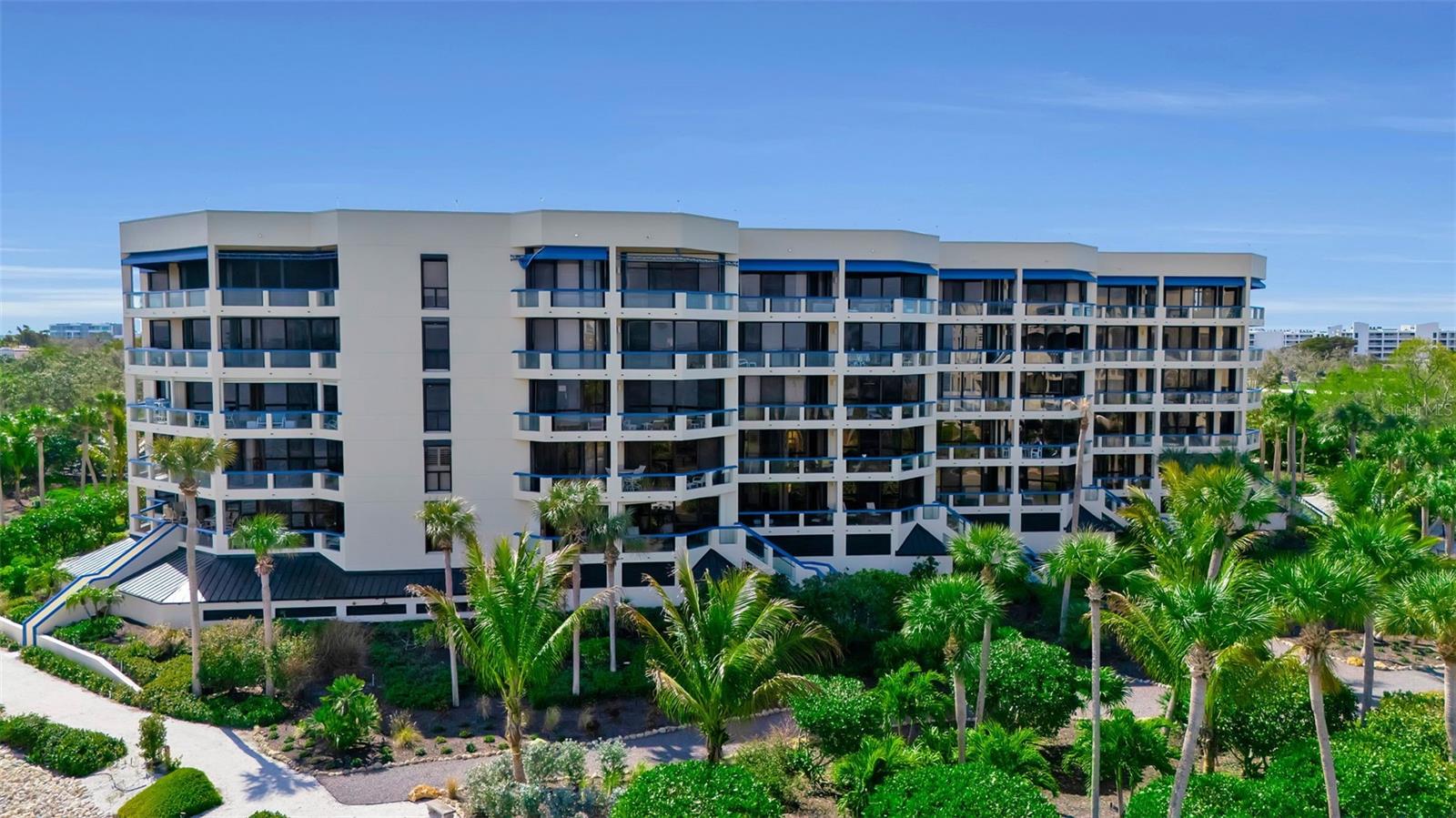 Image 4 of 69 For 2110 Harbourside Drive 523