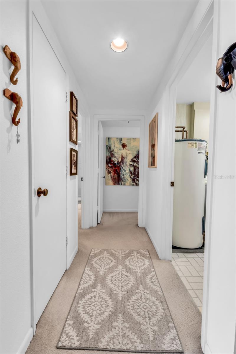 Image 46 of 69 For 2110 Harbourside Drive 523