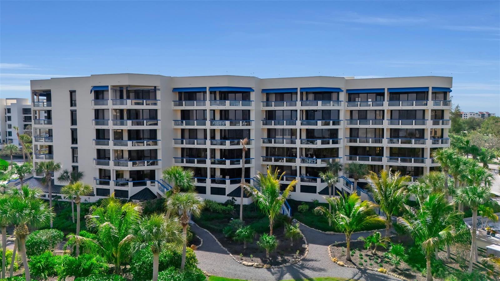 Image 5 of 69 For 2110 Harbourside Drive 523