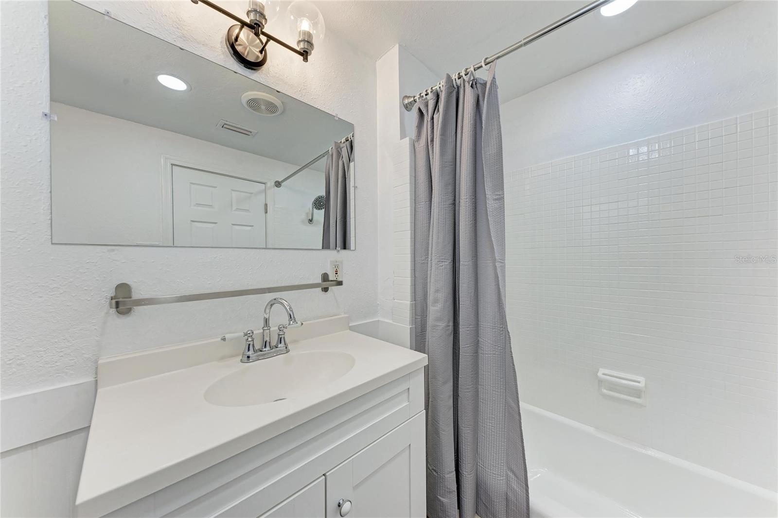 Image 22 of 58 For 6931 Magellan Way