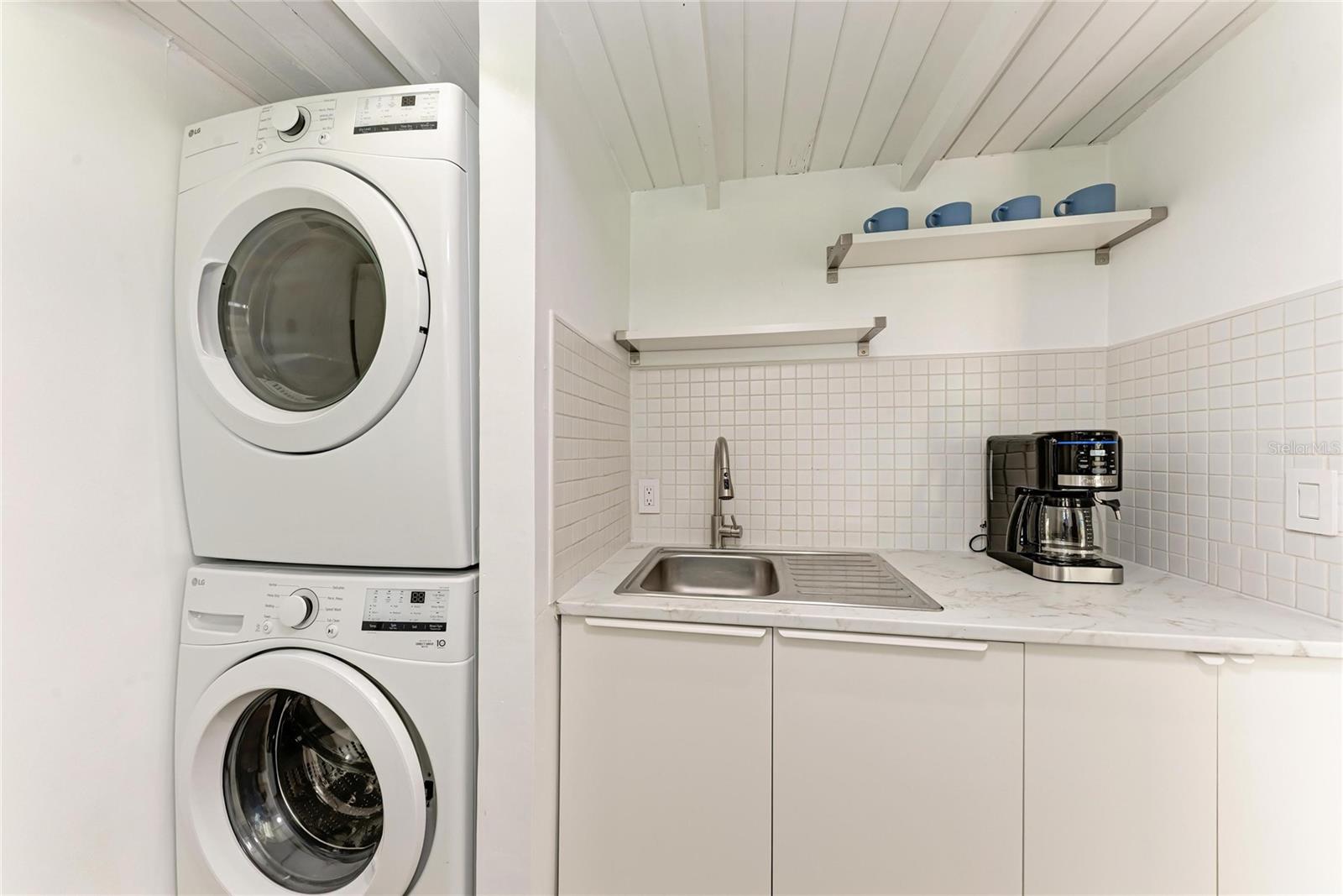 Image 35 of 58 For 6931 Magellan Way