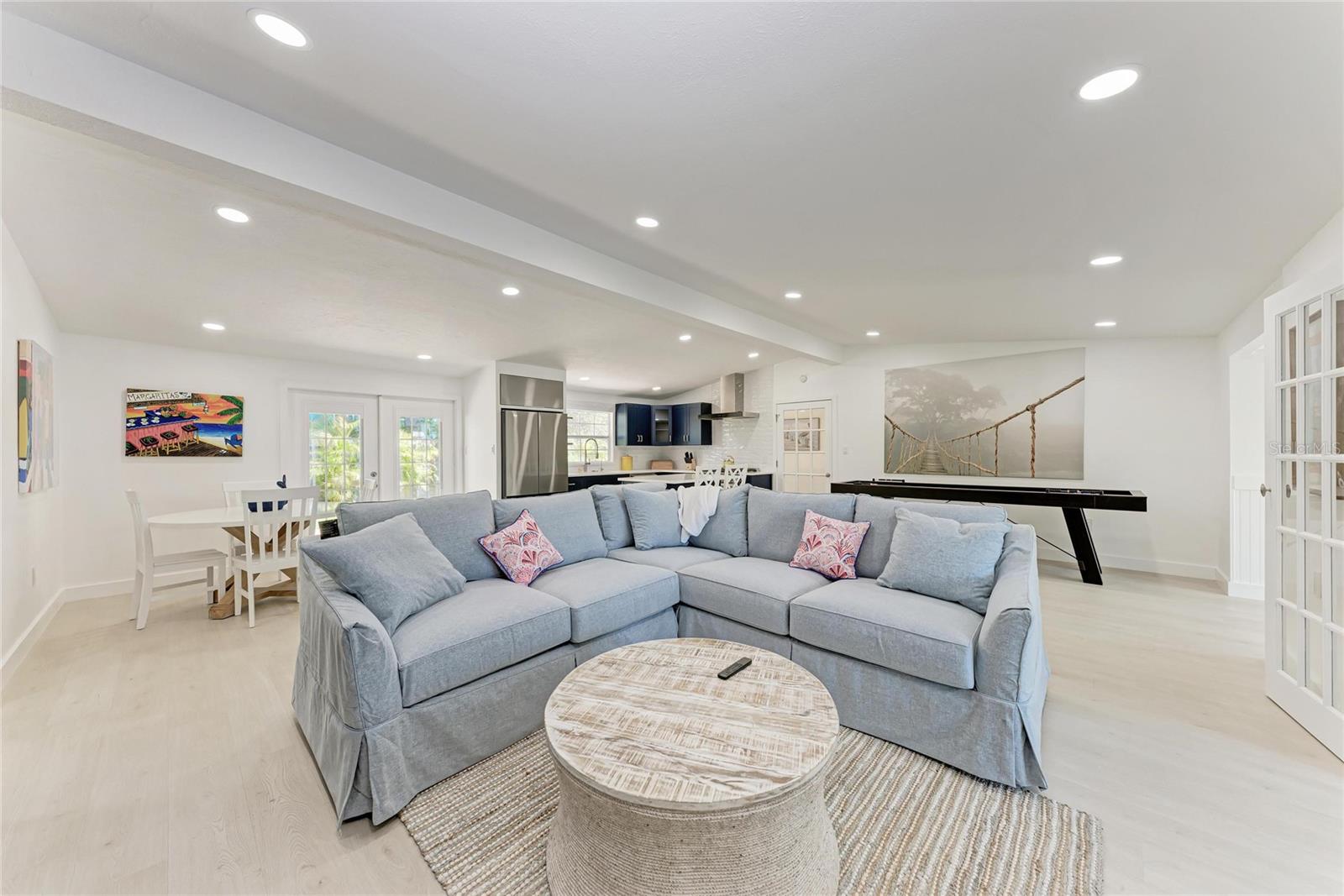 Image 7 of 58 For 6931 Magellan Way