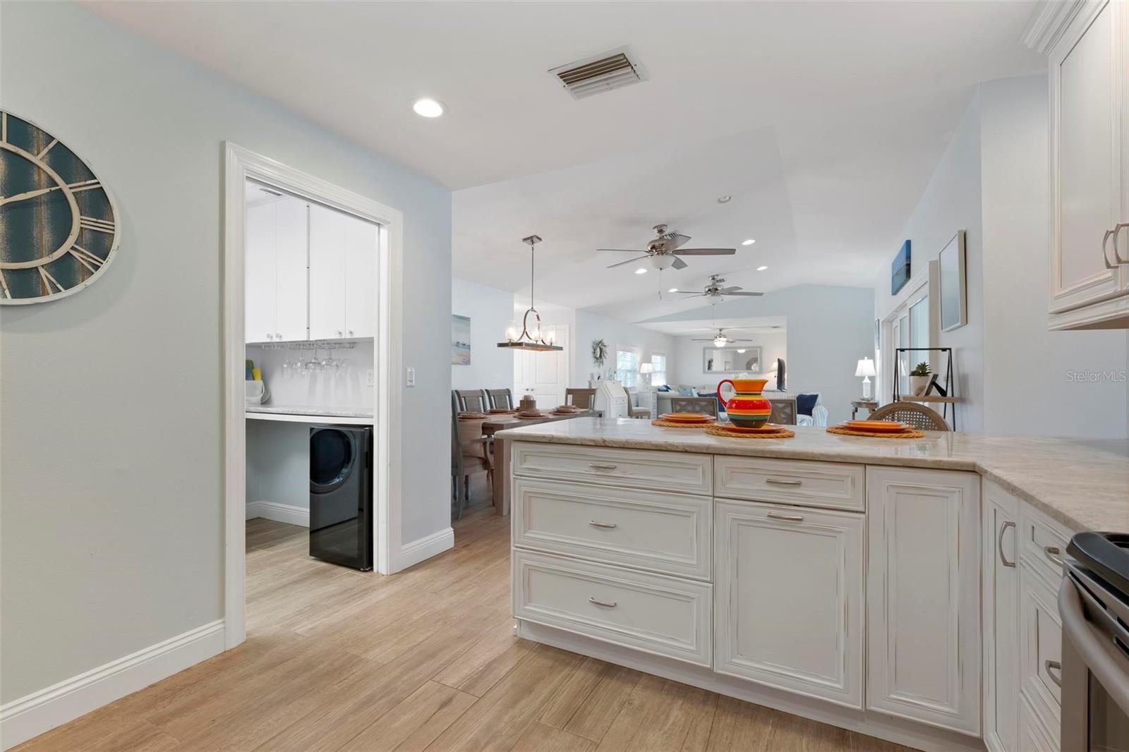 Image 22 of 81 For 607 North Point Drive