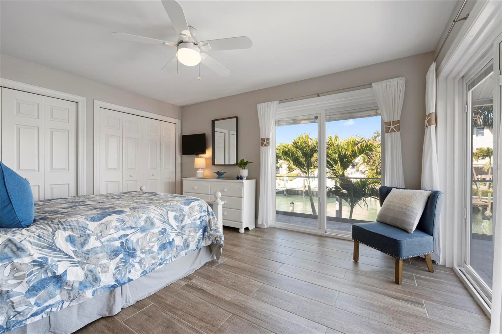 Image 30 of 81 For 607 North Point Drive