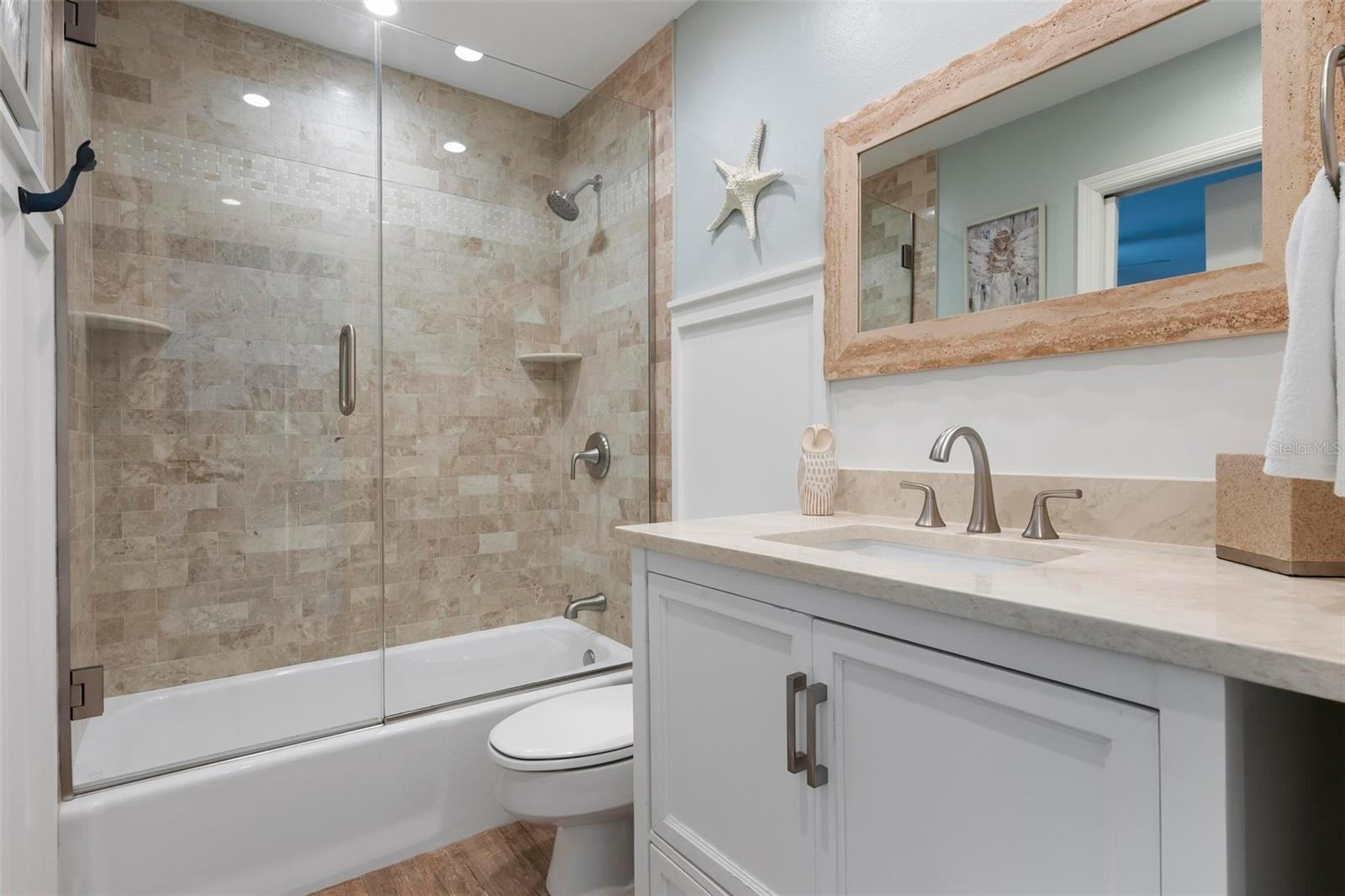 Image 34 of 81 For 607 North Point Drive