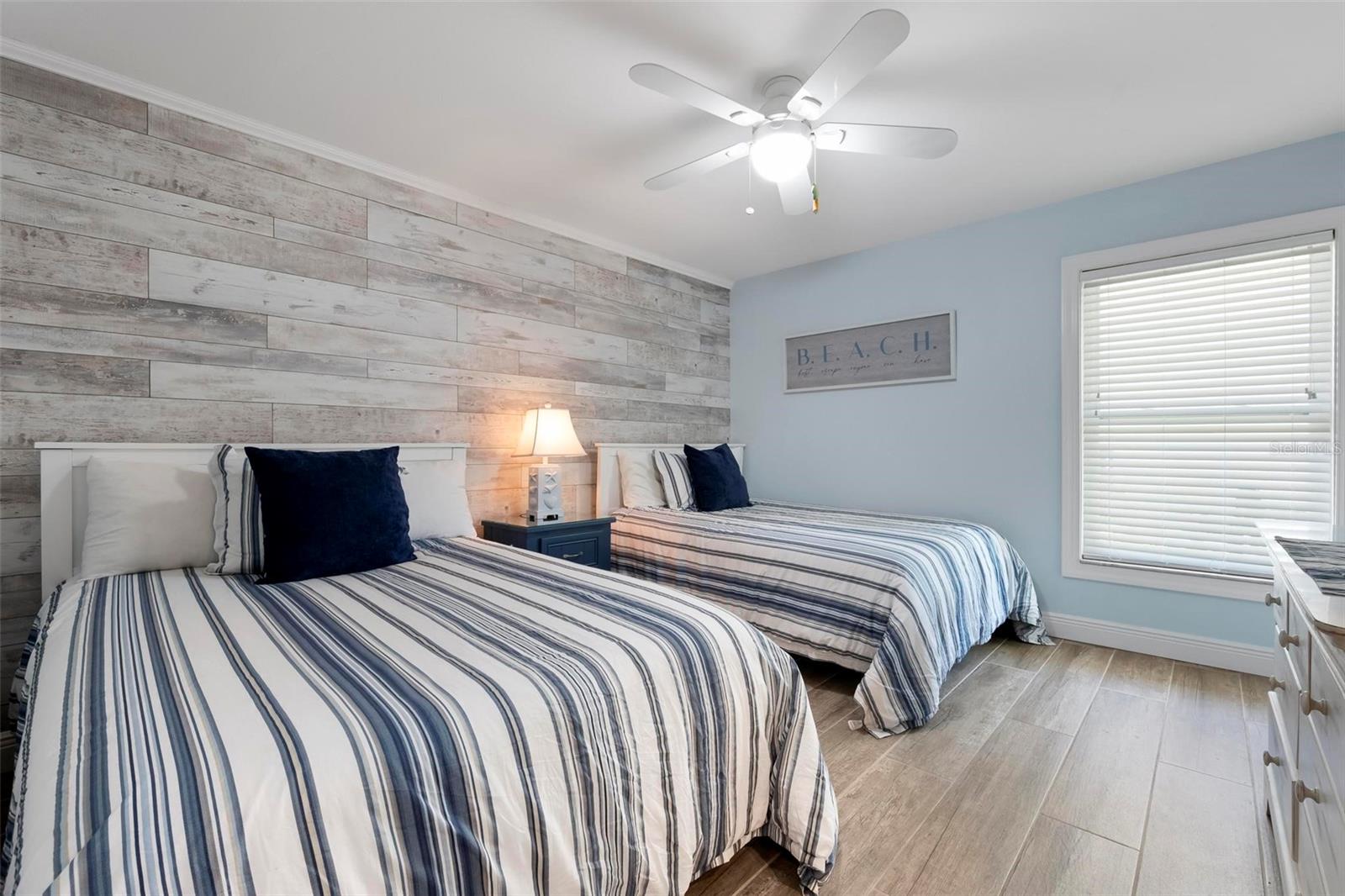 Image 35 of 81 For 607 North Point Drive