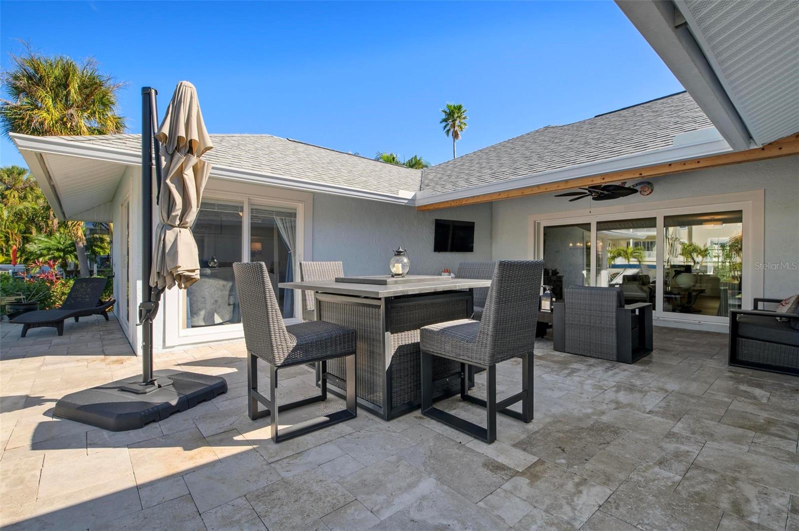 Image 41 of 81 For 607 North Point Drive