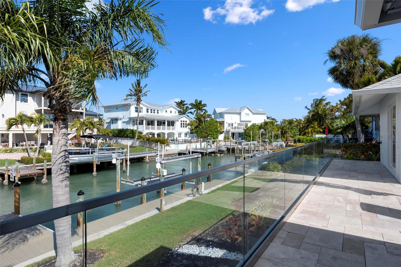 Image 44 of 81 For 607 North Point Drive