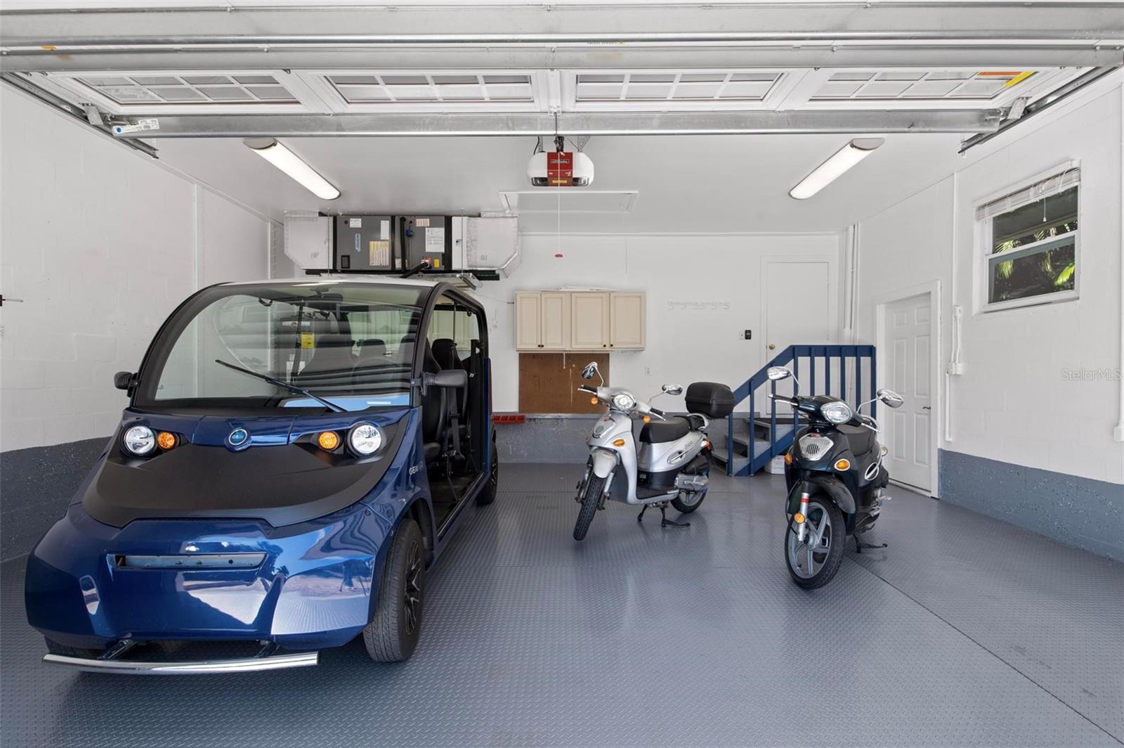 Image 55 of 81 For 607 North Point Drive