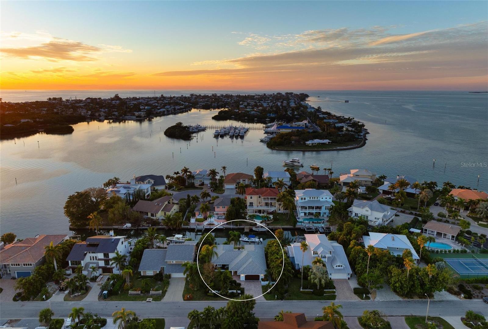 Image 58 of 81 For 607 North Point Drive