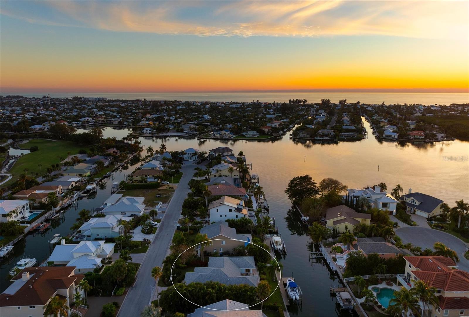 Image 60 of 81 For 607 North Point Drive