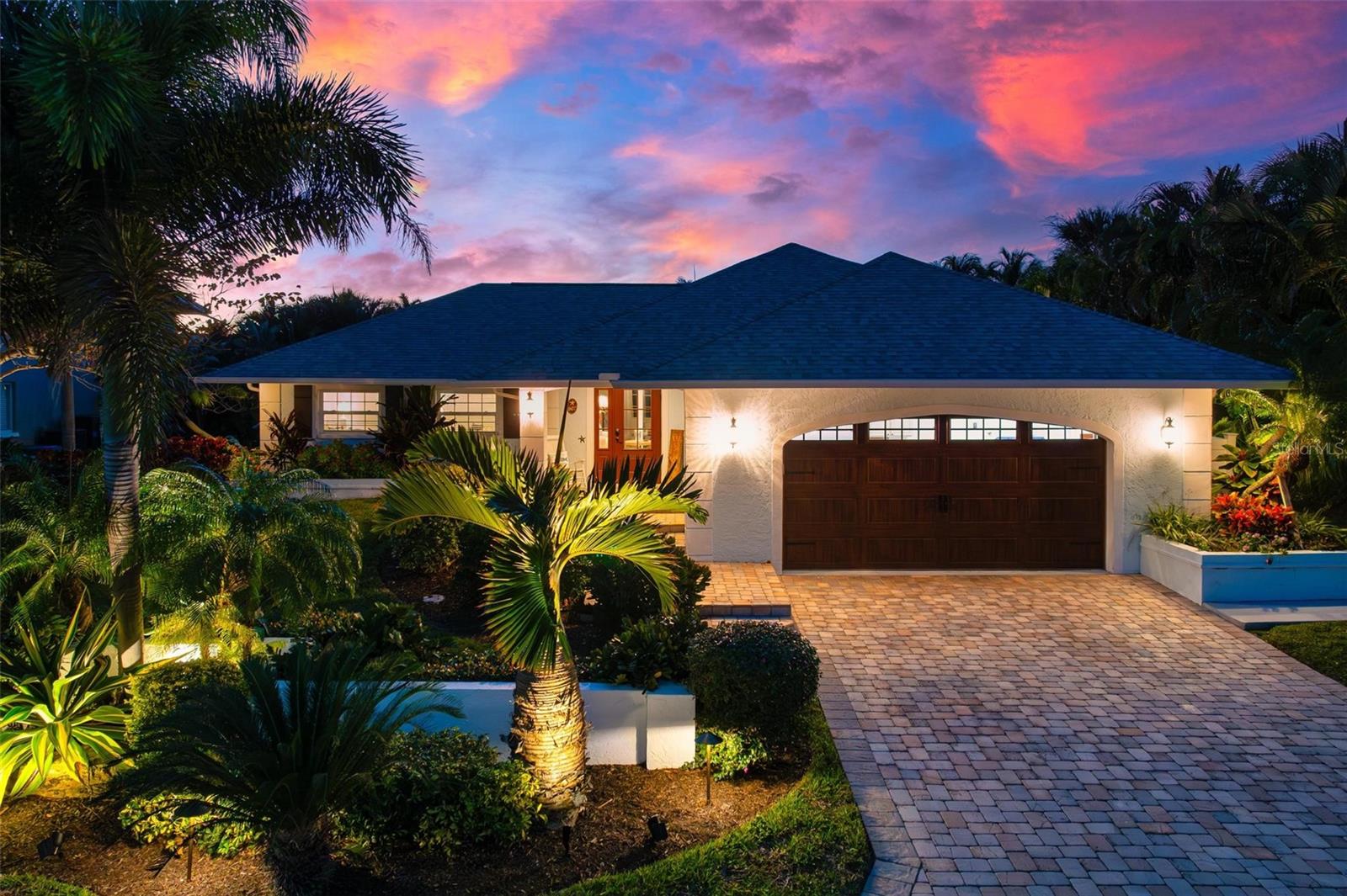 Image 64 of 81 For 607 North Point Drive