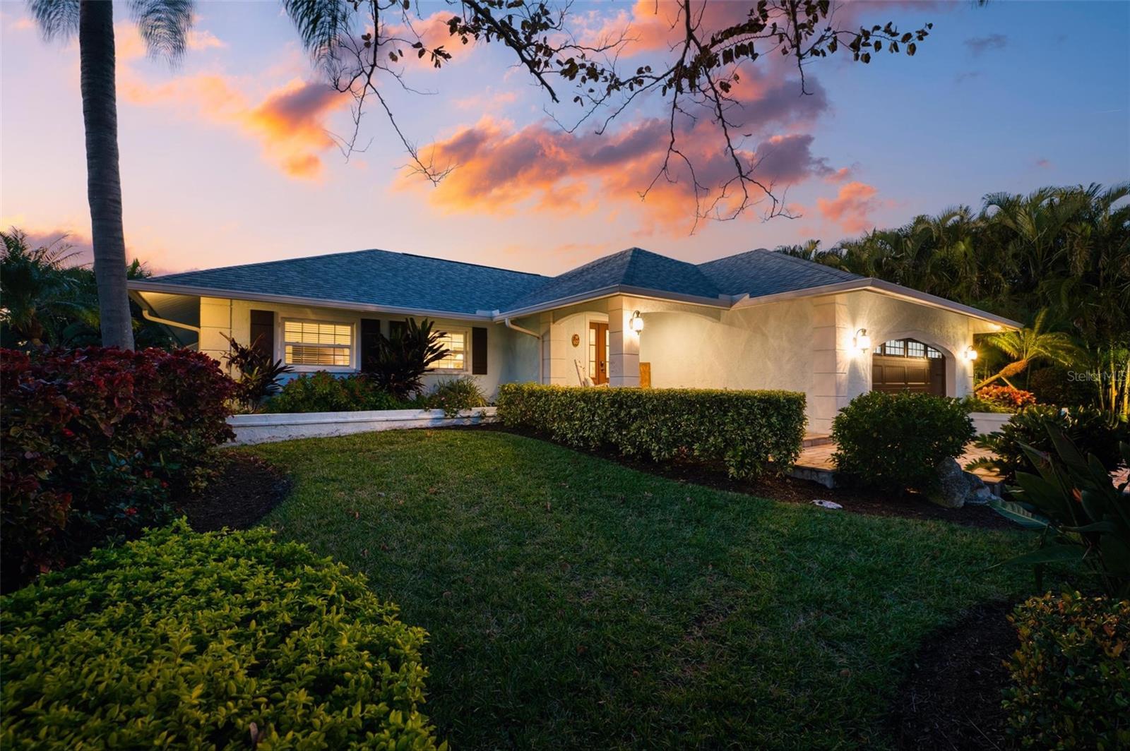 Image 67 of 81 For 607 North Point Drive