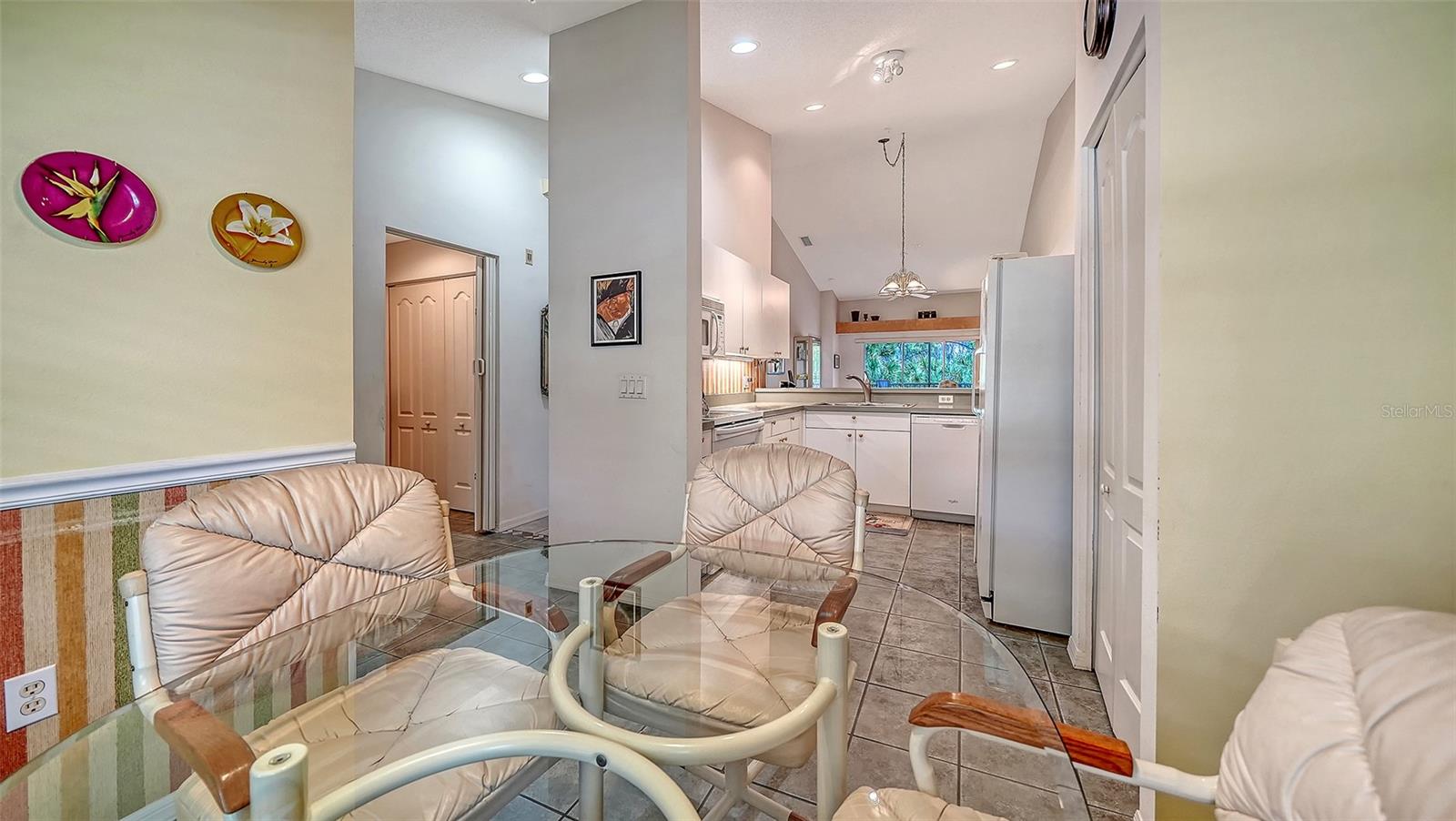 Image 20 of 56 For 9489 Millbank Drive 2623