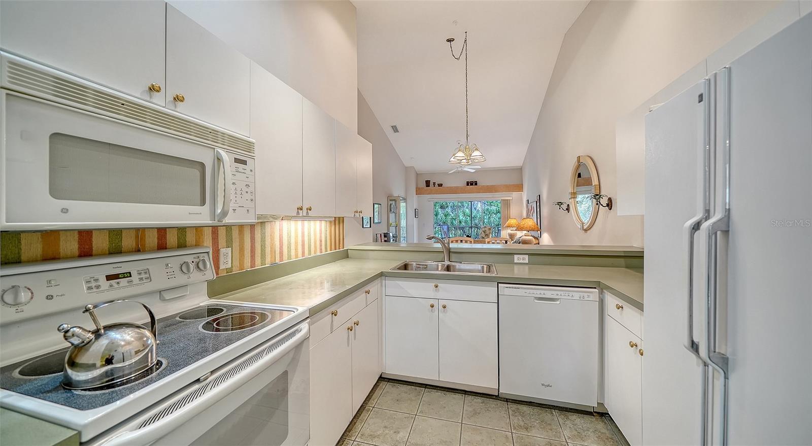 Image 21 of 56 For 9489 Millbank Drive 2623