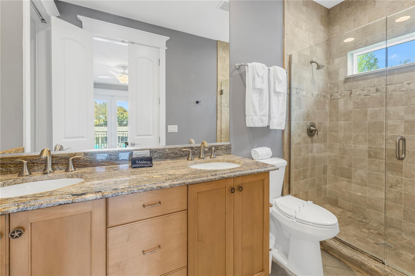 Image 16 of 50 For 105 4th Street S