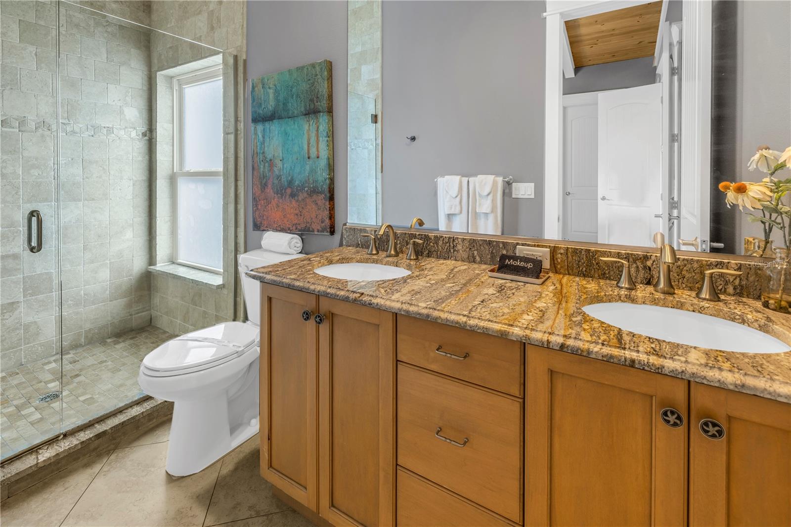 Image 23 of 50 For 105 4th Street S