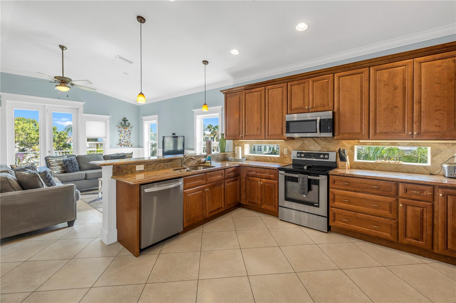 Image 26 of 50 For 105 4th Street S