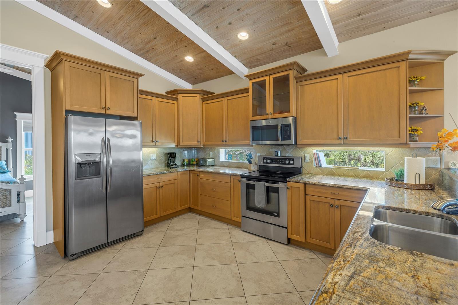 Image 8 of 50 For 105 4th Street S