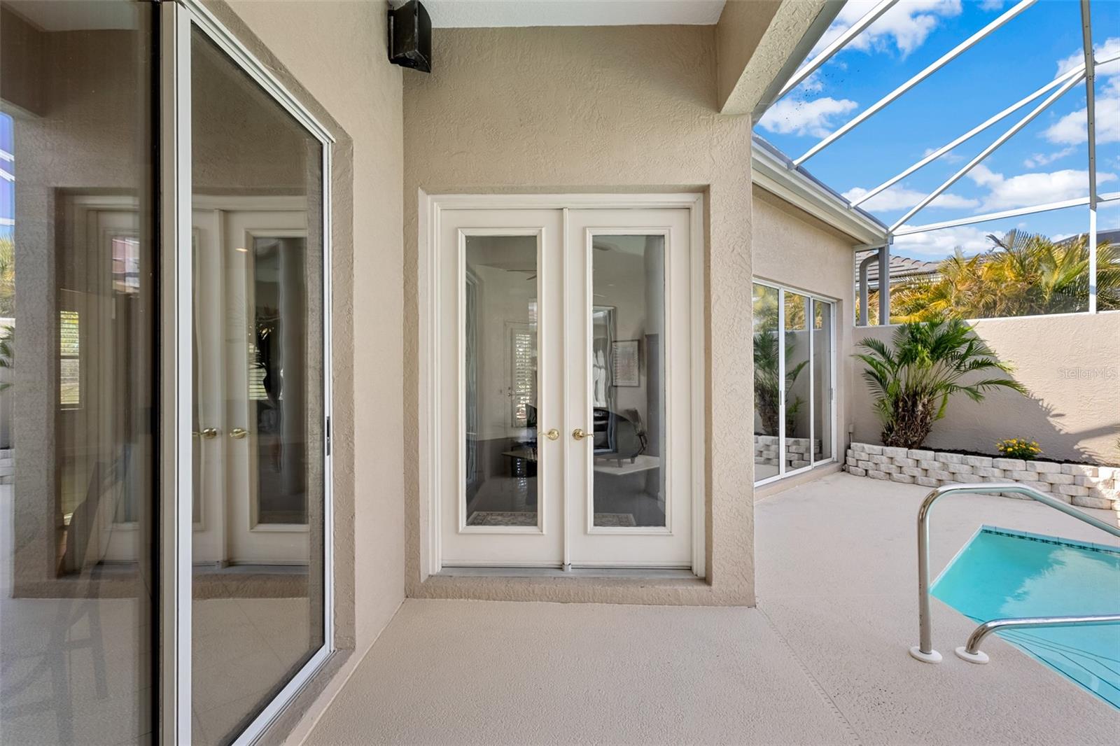 Image 17 of 65 For 8732 54th Avenue E