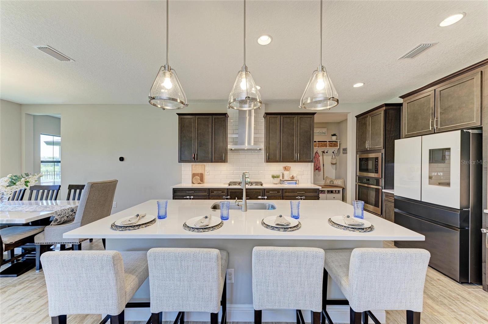 Image 20 of 81 For 12664 Oak Hill Way