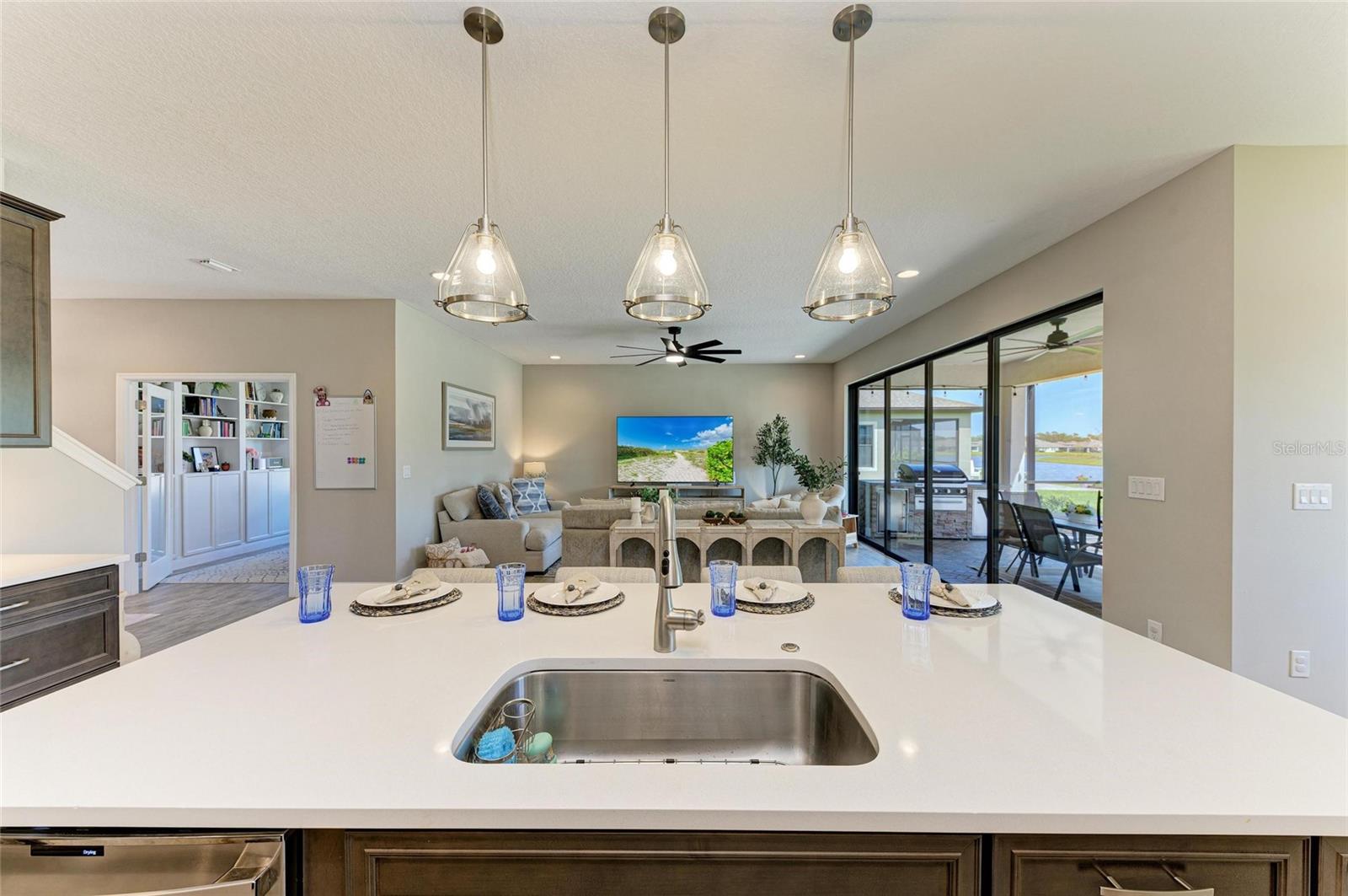 Image 27 of 81 For 12664 Oak Hill Way