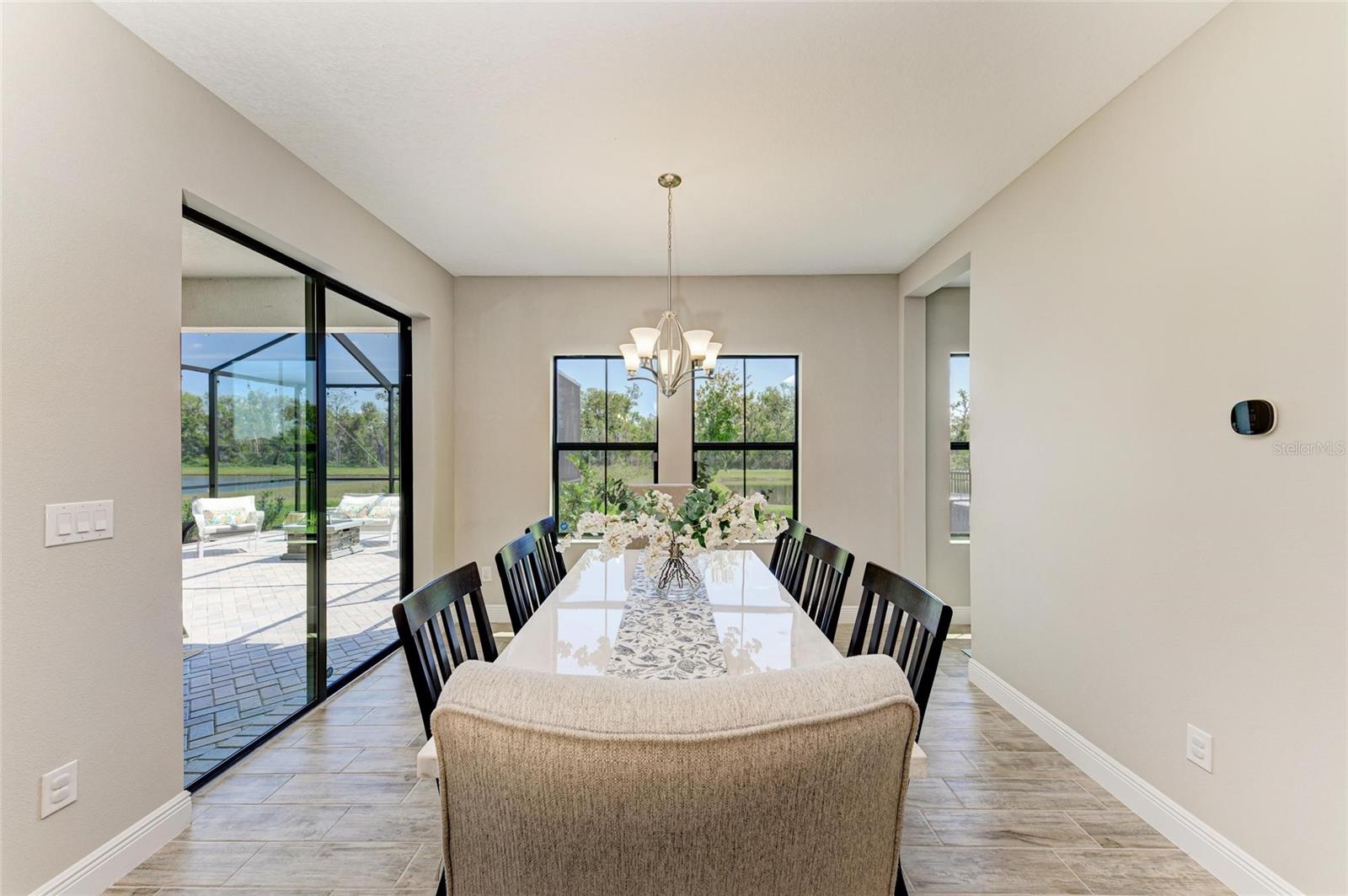 Image 30 of 81 For 12664 Oak Hill Way