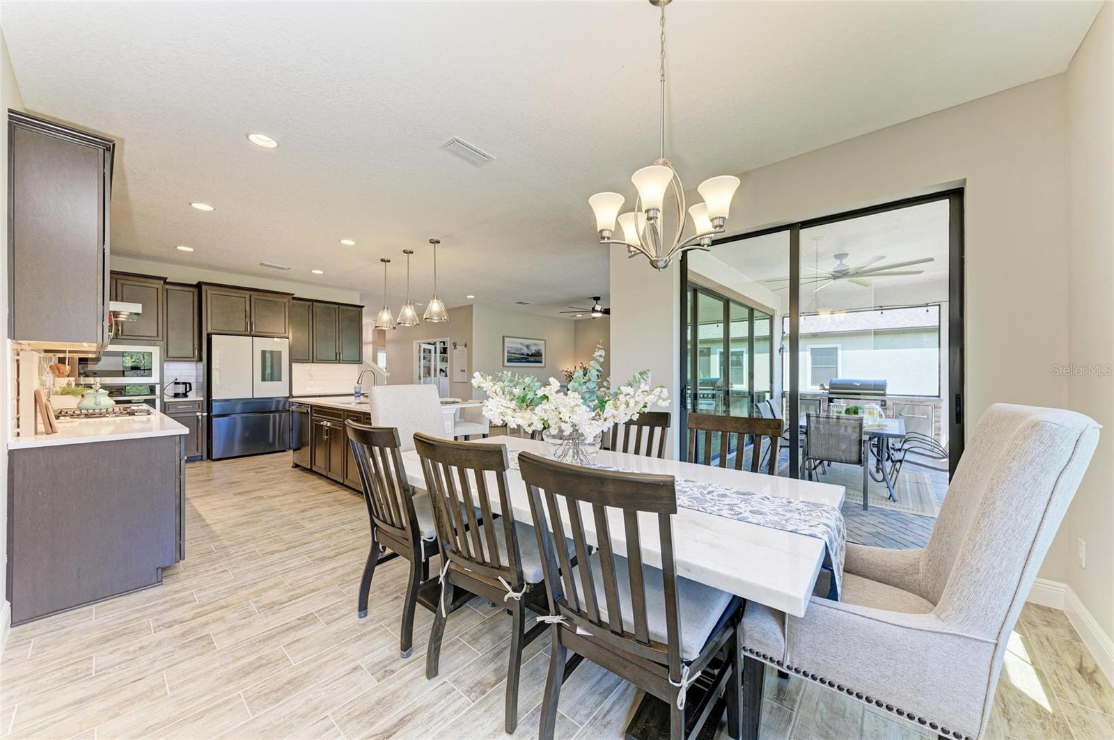 Image 31 of 81 For 12664 Oak Hill Way