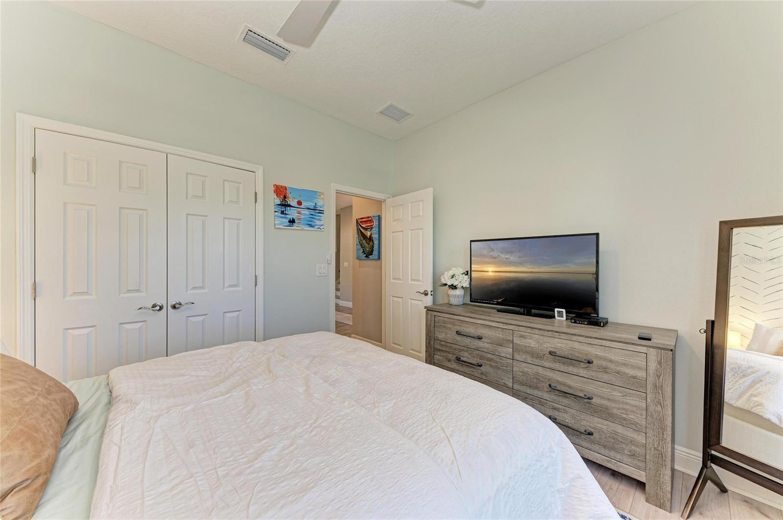 Image 34 of 81 For 12664 Oak Hill Way