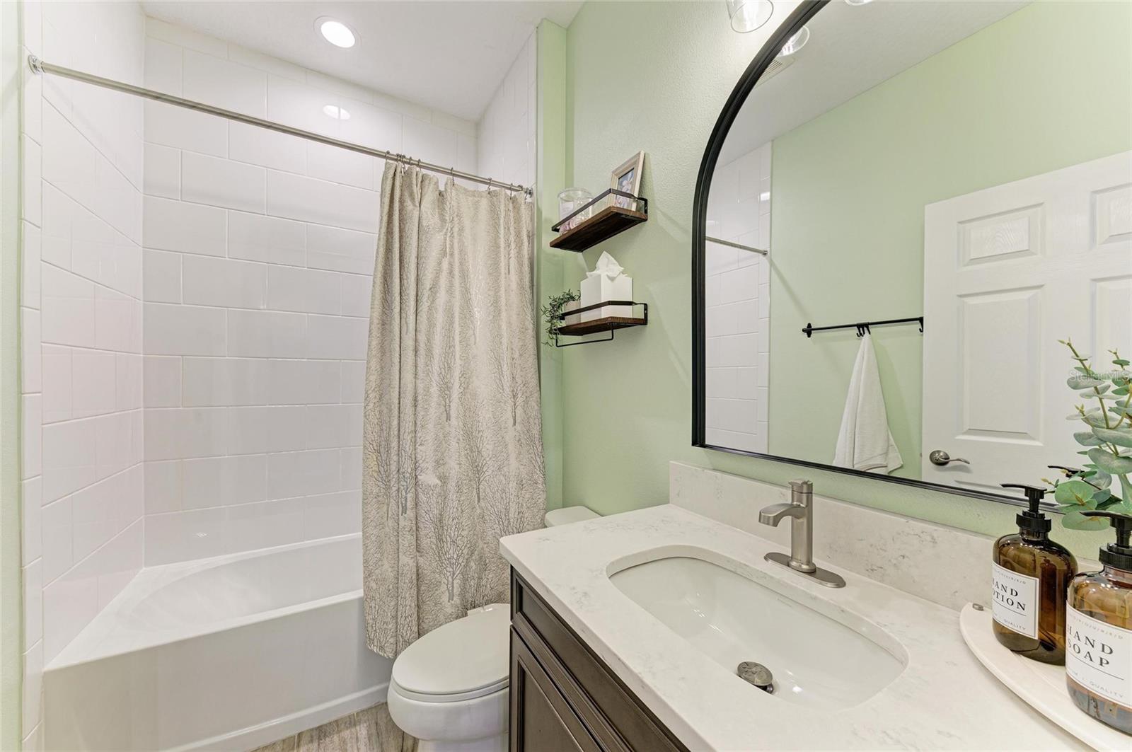 Image 35 of 81 For 12664 Oak Hill Way